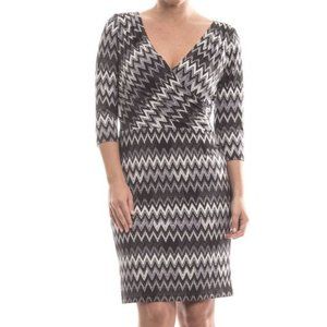 NWT Joseph Ribkoff Gray White Chevron Knit Dress